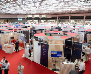 Visual pushes become a partner Les Assises